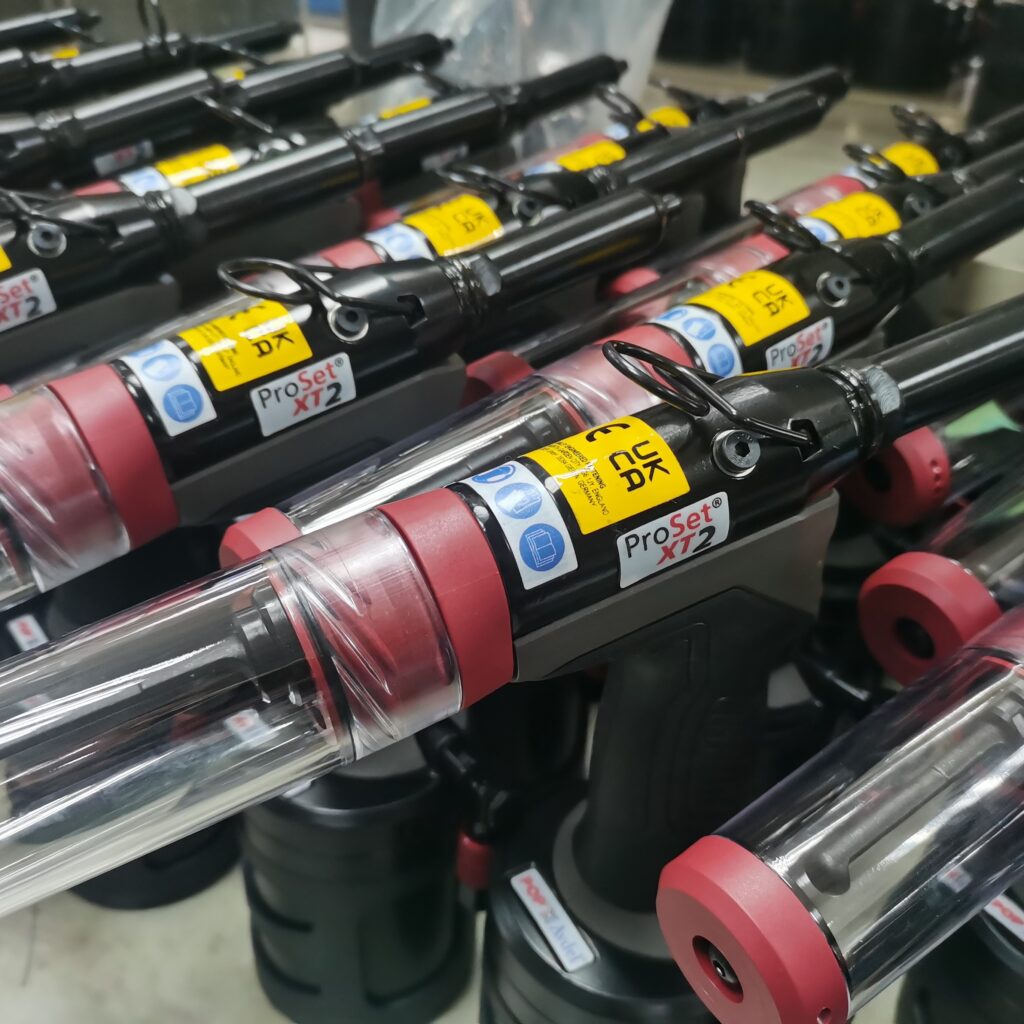 STANLEY Pneumatic Rivet Tool ProSet XT2 760002-00004