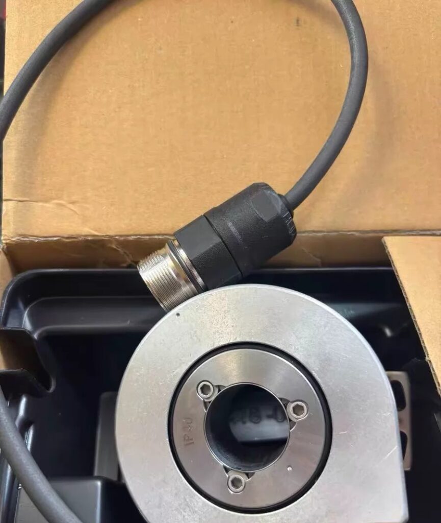 HEIDENHAIN Spindle Encoder ERN 180 2500 03S12-03