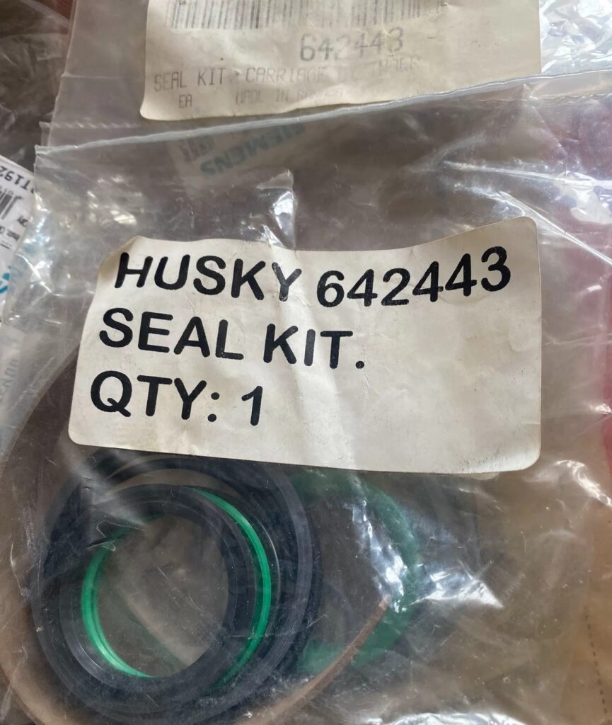 Husky Seal Kit 642443 3379324