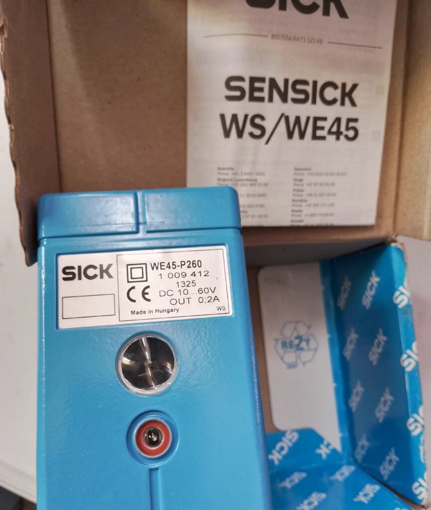 SICK Photoelectric Sensor WE45-P260 1009412