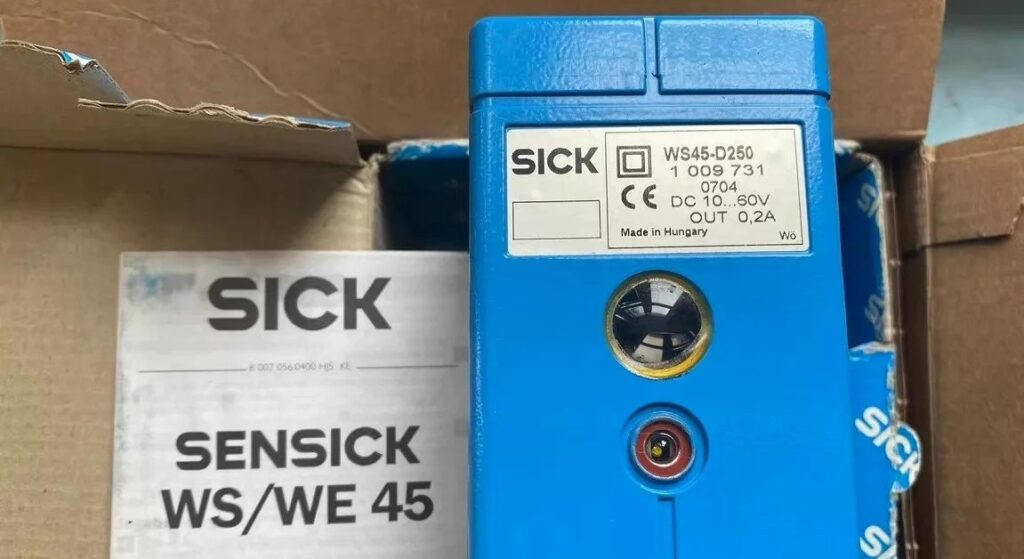 SICK Photoelectric Sensor WS45-D250 1009731