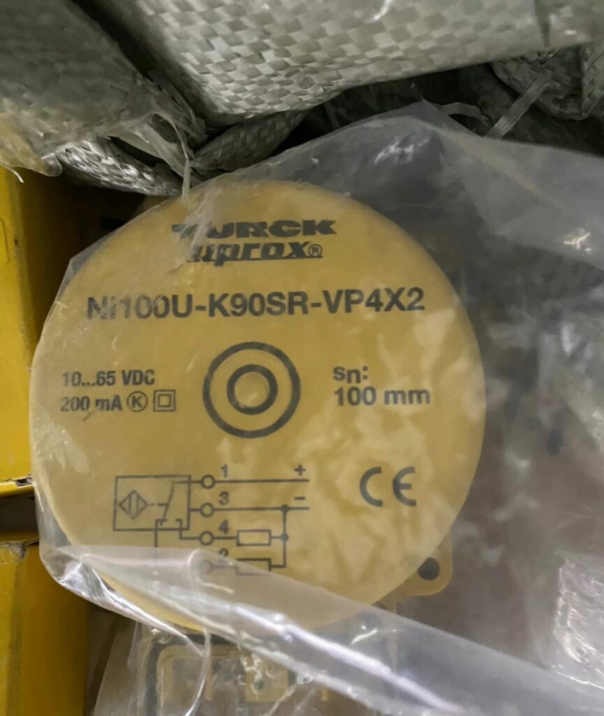 TURCK Proximity Sensor Ni100U-K90SR-VP4X2