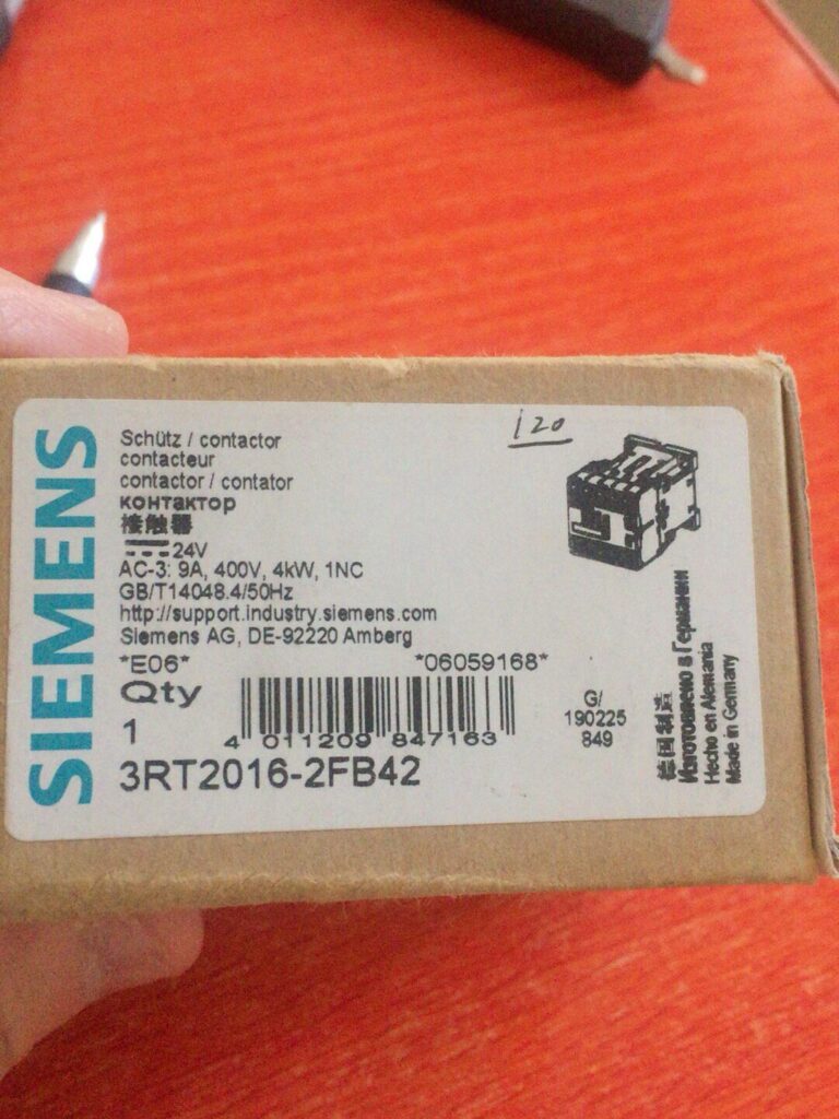 Siemens Contactor 3RT2016-2FB42