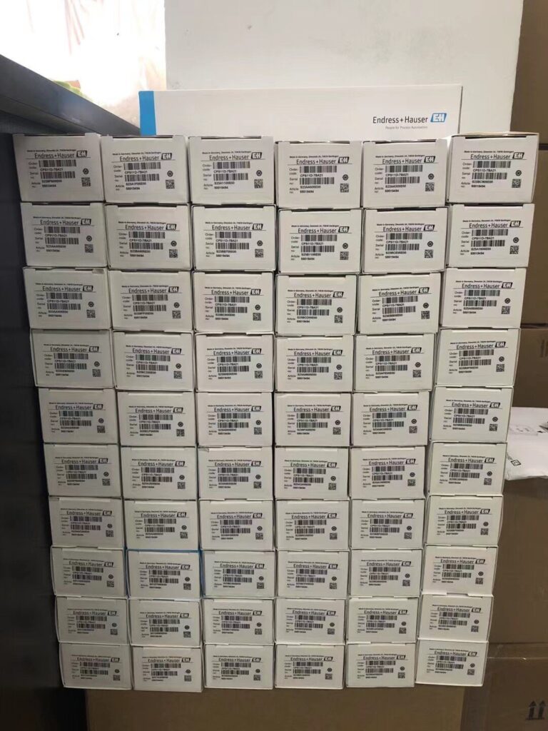 Endress+Hauser Ultrasonic Level Transmitter FMU30-AAHEAAGGF-5M