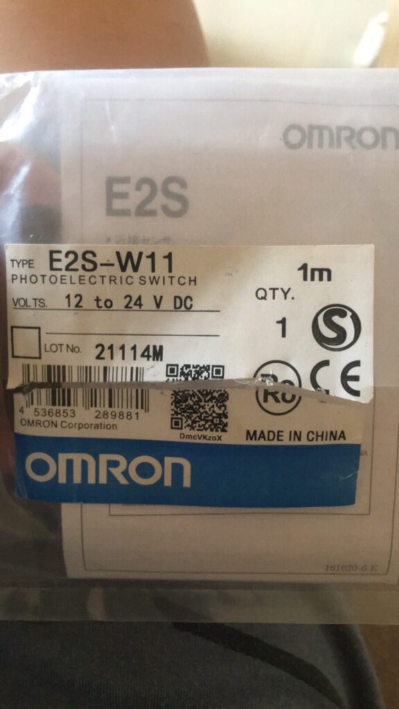 Omron Proximity Sensor E2S-W11
