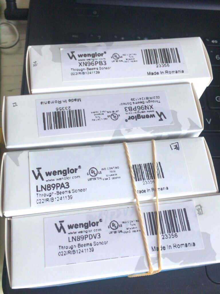 Wenglor Photoelectric Sensor XN96PB3 thumbnail