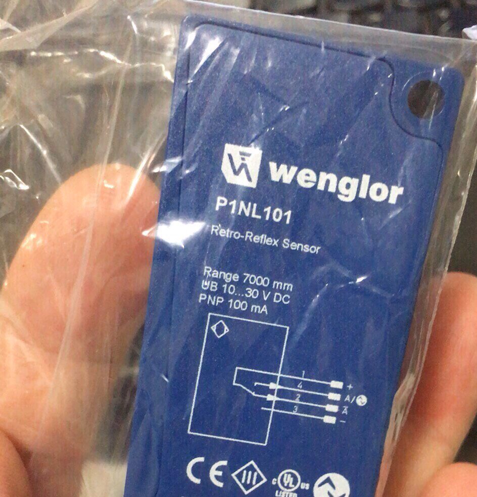 Wenglor Photoelectric Sensor P1NL101 thumbnail