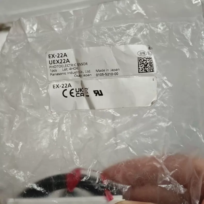Panasonic Photoelectric Sensor UEX22A thumbnail