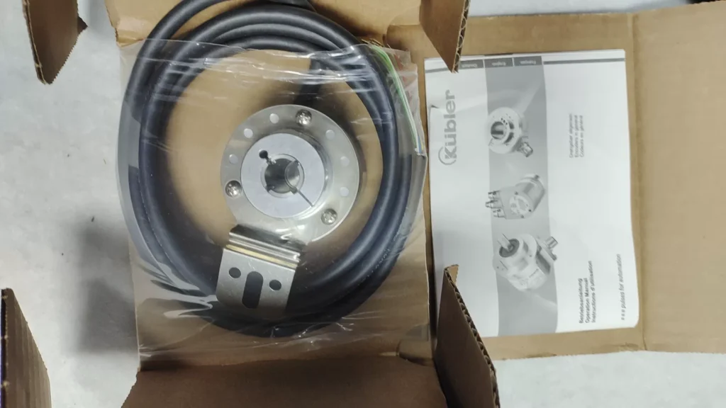 Kuebler Incremental Encoder 8.5020.0060.1024.S261.0020 thumbnail