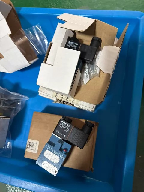 Rexroth Valve 3722250220 thumbnail