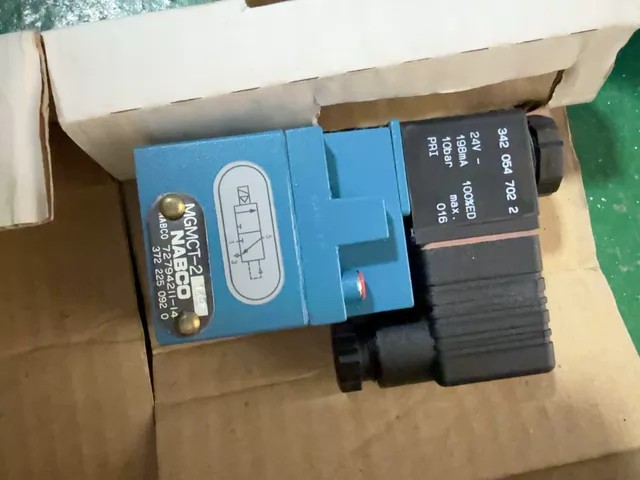 Rexroth Valve 3722250220 thumbnail