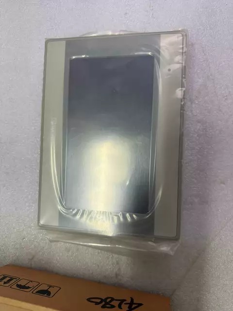 MT6071IE Operator Panel MT6071IE