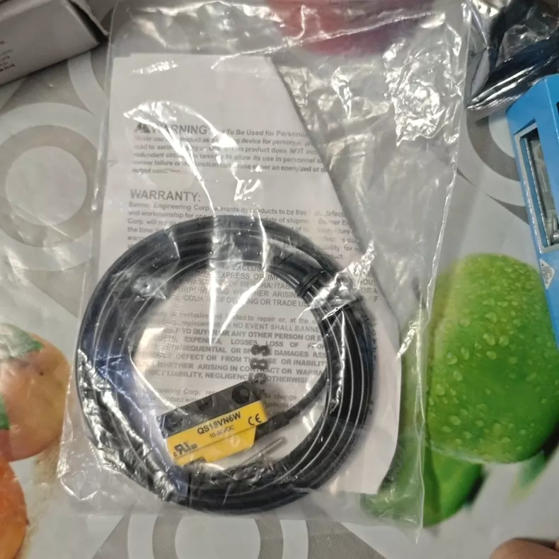 BANNER Photoelectric Sensor QS18VN6W thumbnail