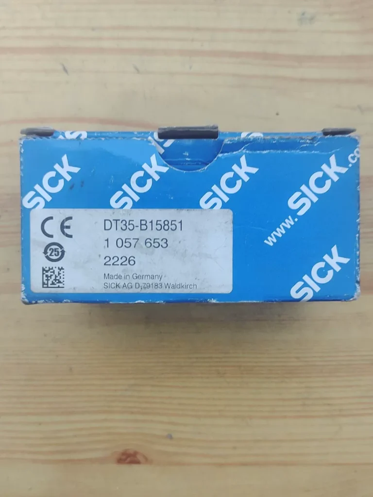 SICK Laser Distance Sensor DT35-B15851