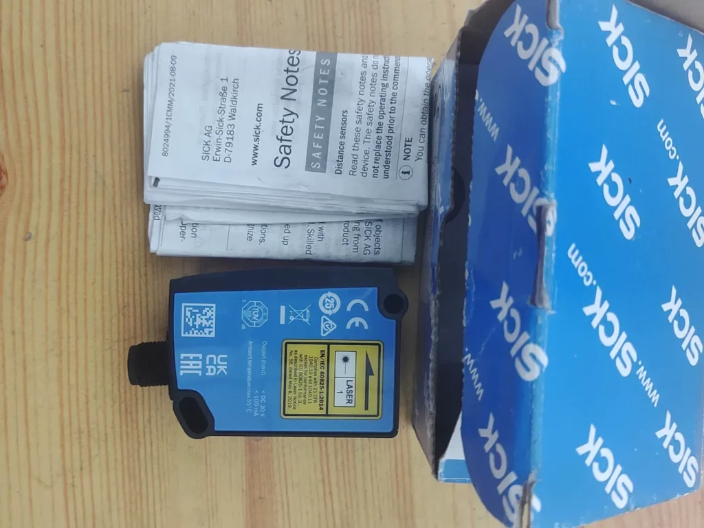 SICK Laser Distance Sensor DT35-B15851 thumbnail