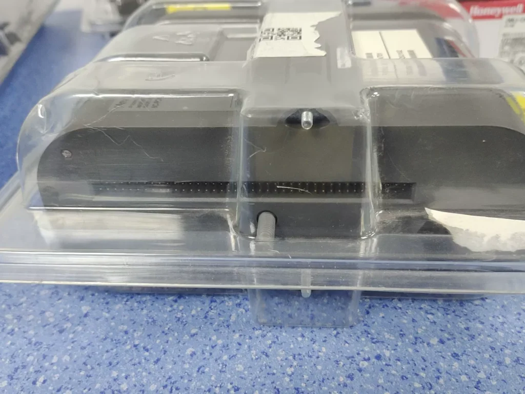 Honeywell Controller Module 8C-PCNT01 thumbnail