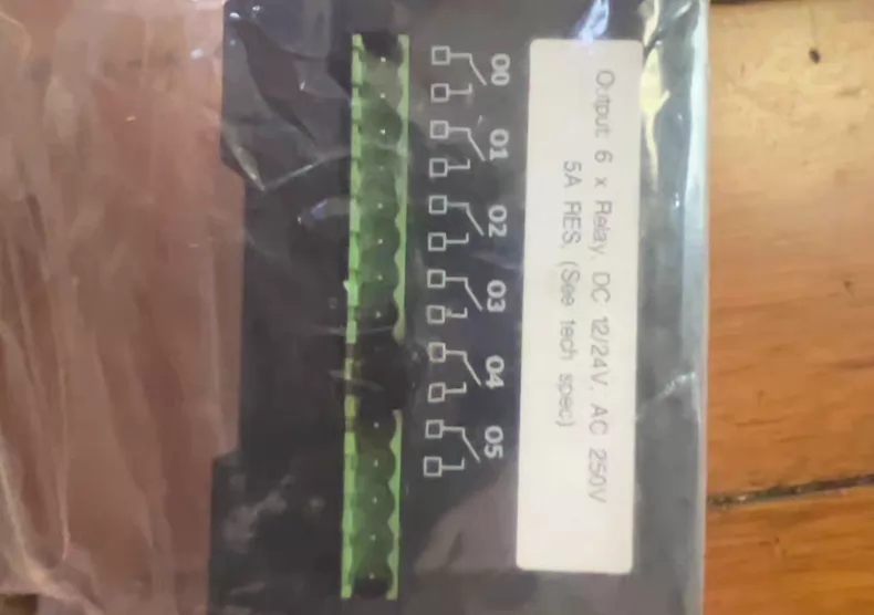 Unitronics Controller M-90 thumbnail