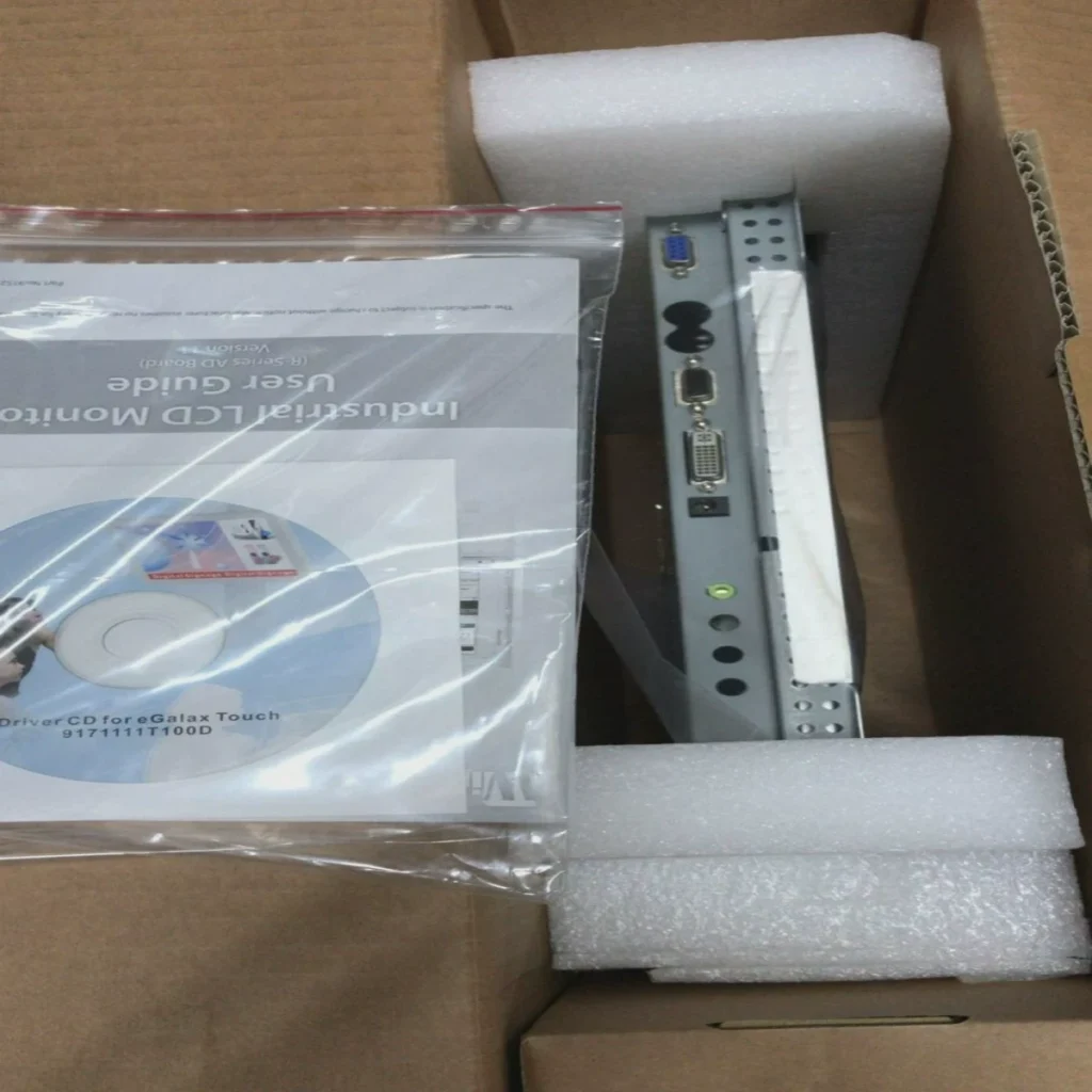 Winmate Industrial LCD Monitor R15L600-OFC
