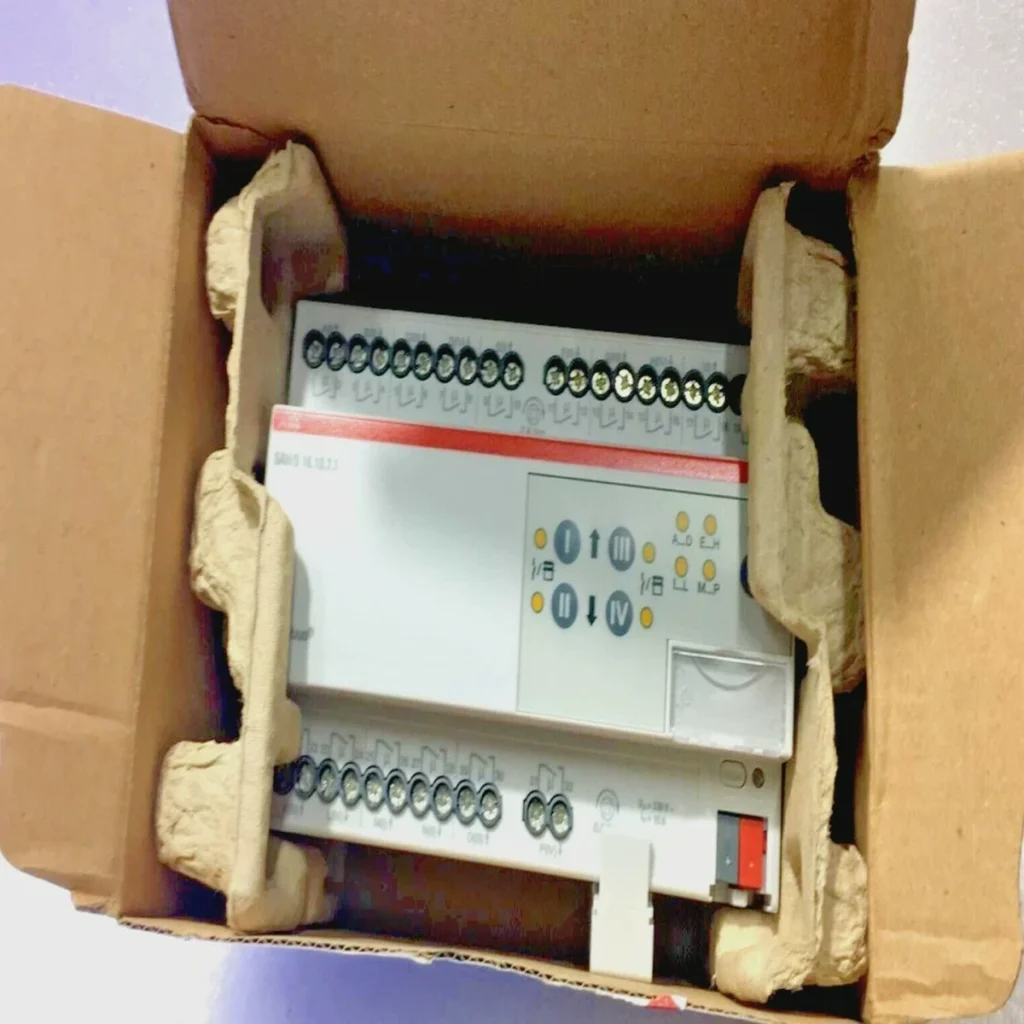 ABB KNX switching actuator/controller SAH/S 16.10.7.1 (2CDG110248)