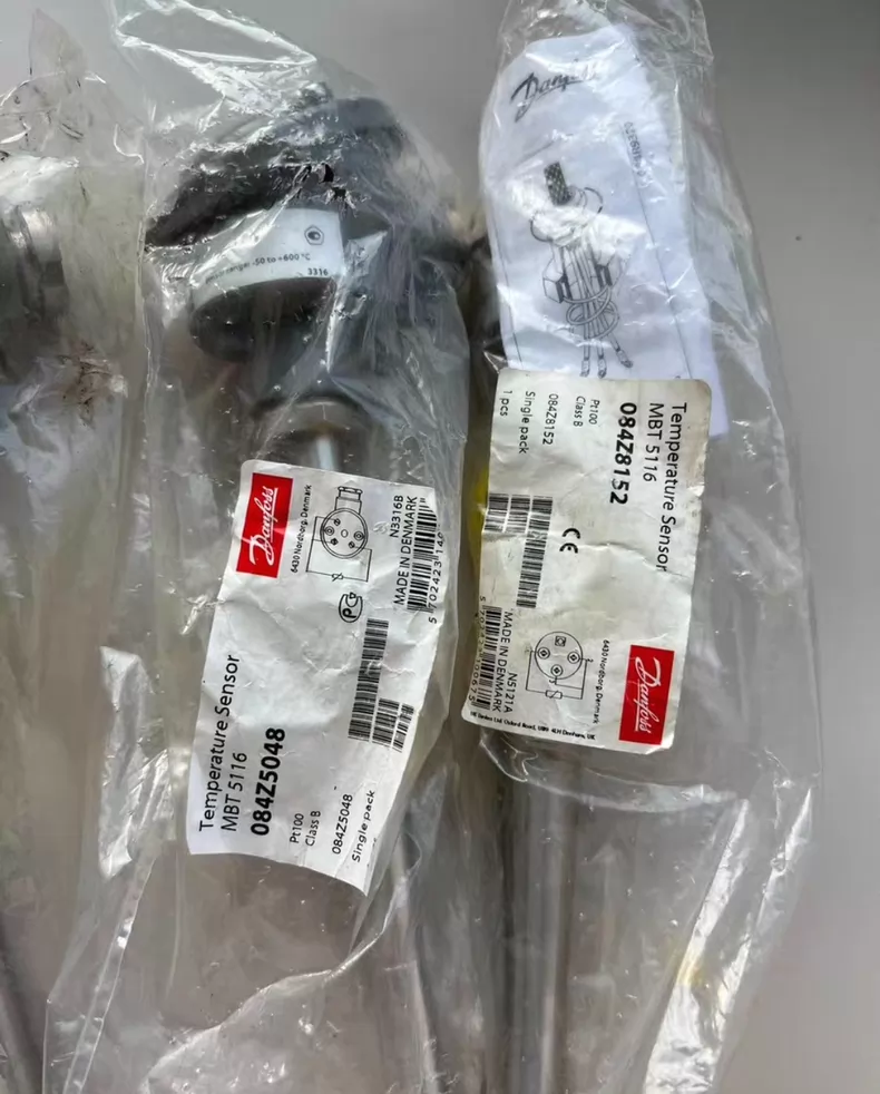 Danfoss Temperature Sensor 084Z8011 thumbnail