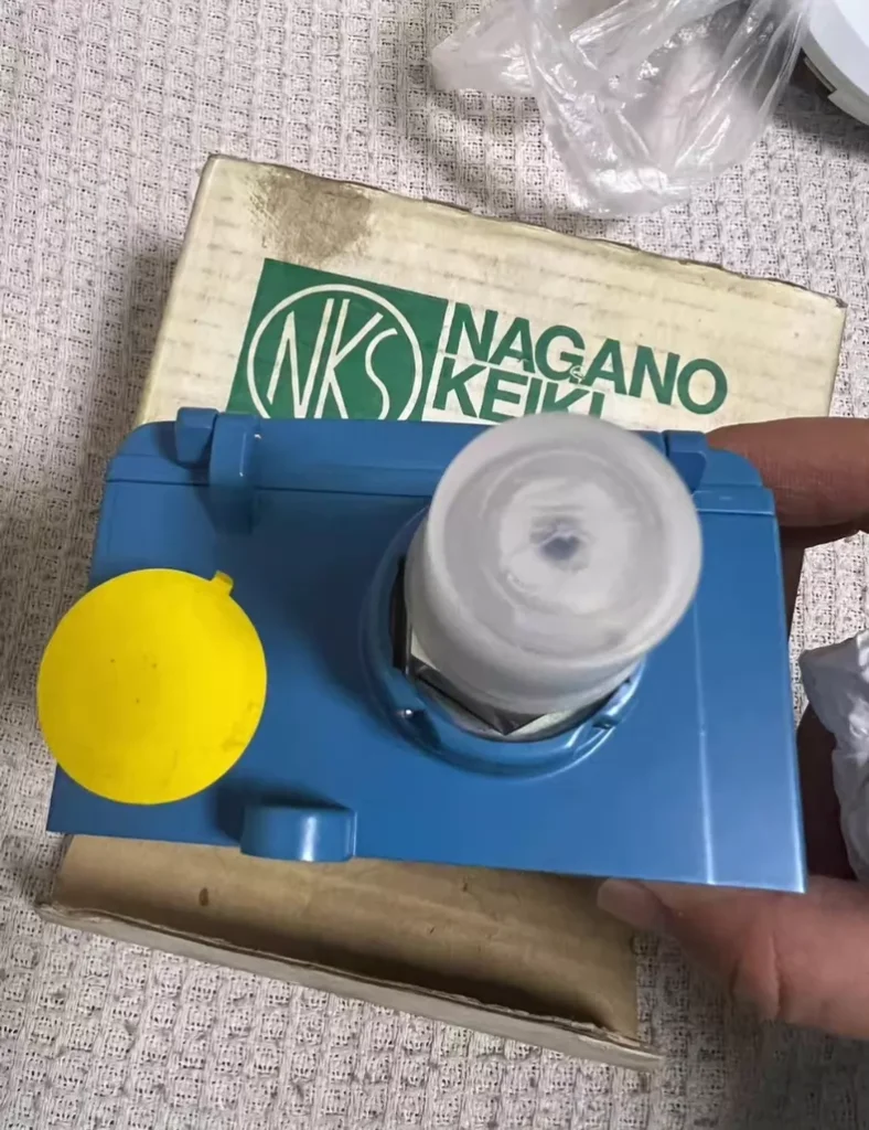 Nagano Keiki Pressure Sensor KH55 thumbnail