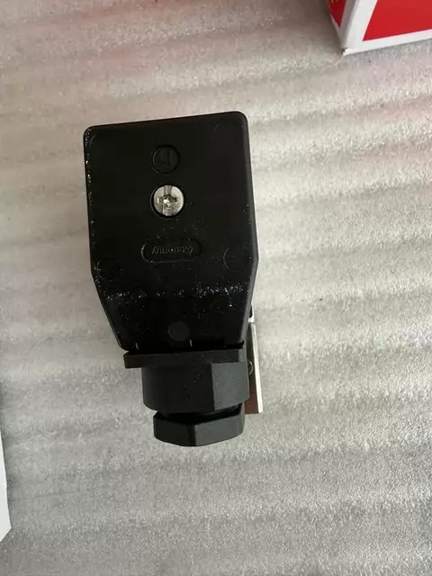 Danfoss Pressure Transmitter MBS5150 thumbnail
