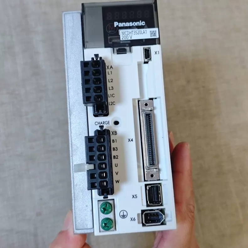 Panasonic Servo Drive MCDHT3520LA1