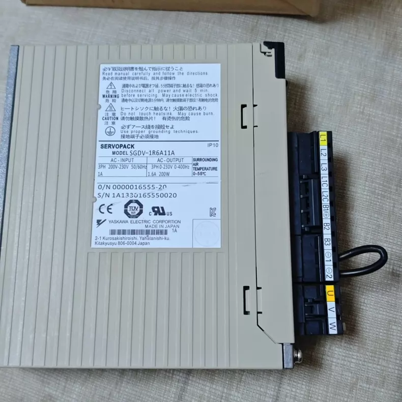 Yaskawa Servo Drive SGDV-1R6A11A thumbnail