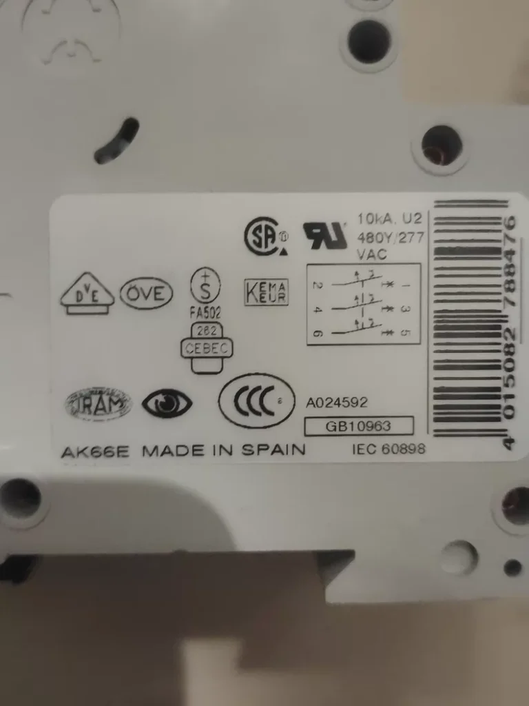 Eaton Moeller Miniature Circuit Breaker FAZ-B16/3 thumbnail
