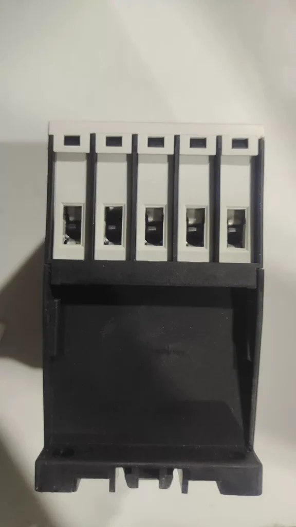 Eaton DILM7-10C XTCE010BC10 thumbnail