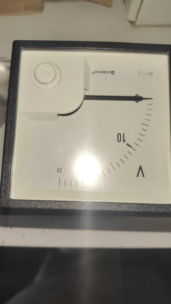 COMPLEE Analog Voltmeter KLY-C72 thumbnail