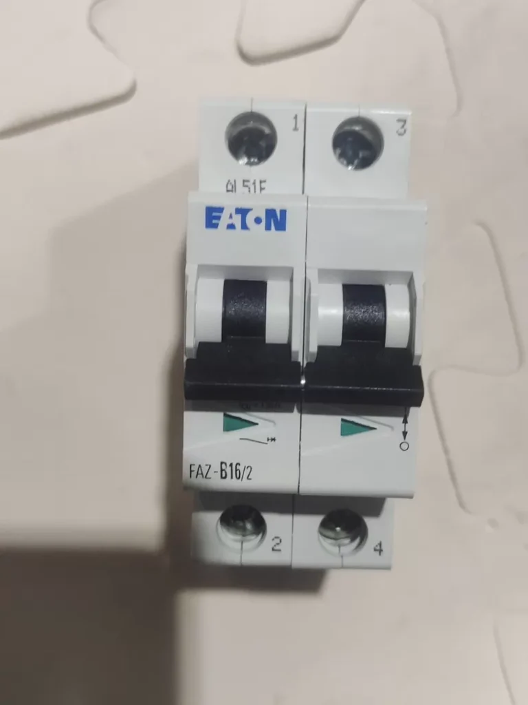 Eaton Circuit Breaker FAZ-B16/2 thumbnail