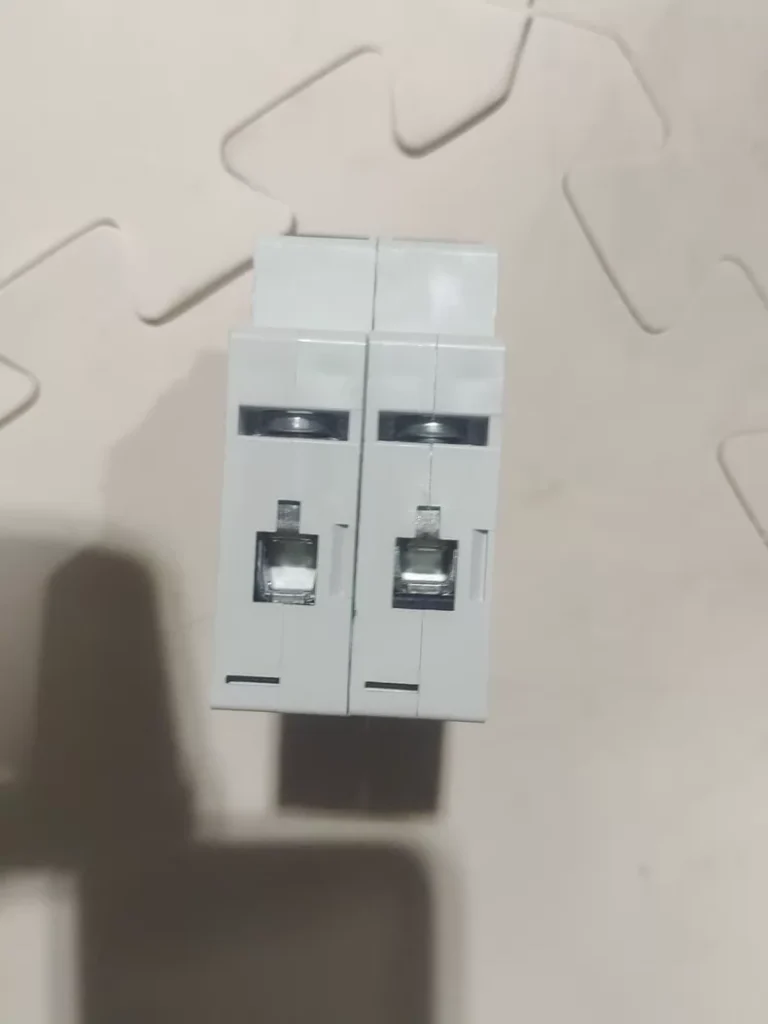 Eaton Circuit Breaker FAZ-B16/2 thumbnail
