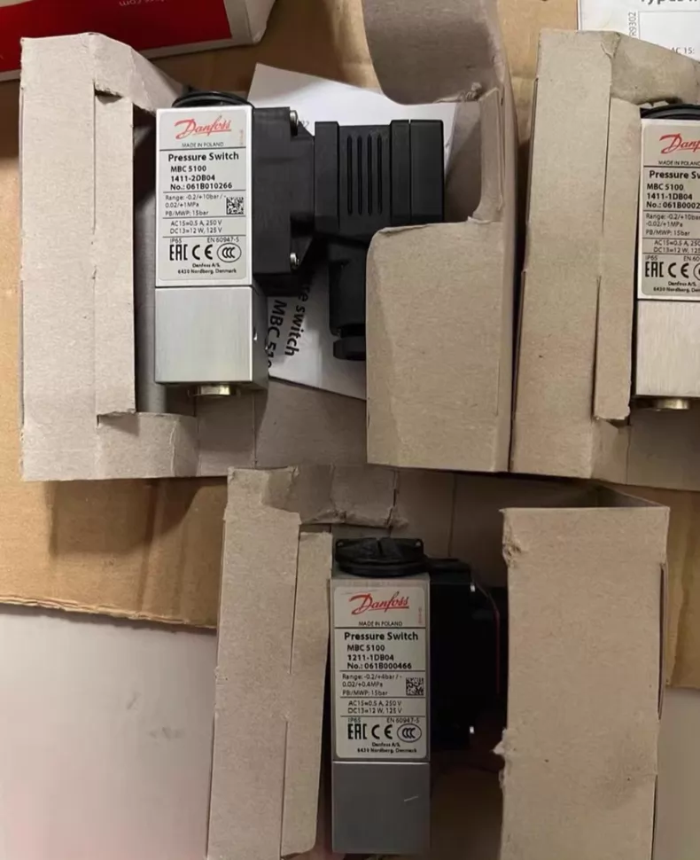 Danfoss Pressure Switch 061B00100466 thumbnail