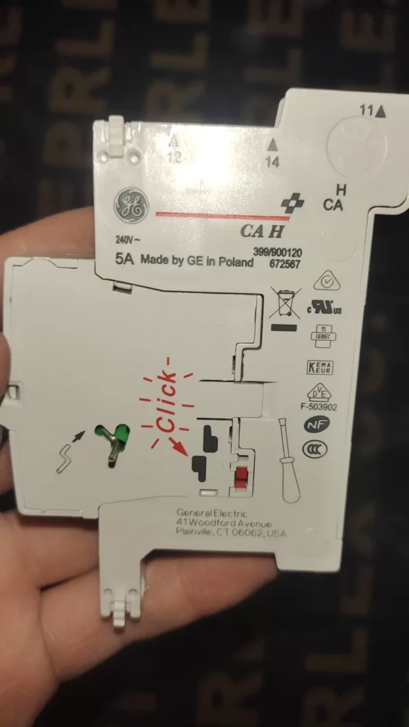 GE Auxiliary Switch CA H (672567) thumbnail