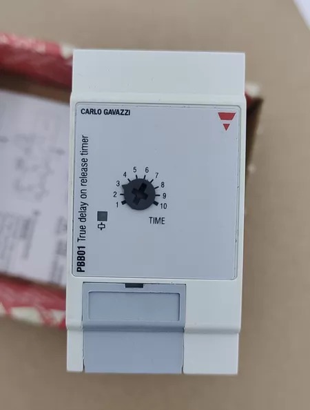 Carlo Gavazzi Time Relay PBB01DM24 - Image 1