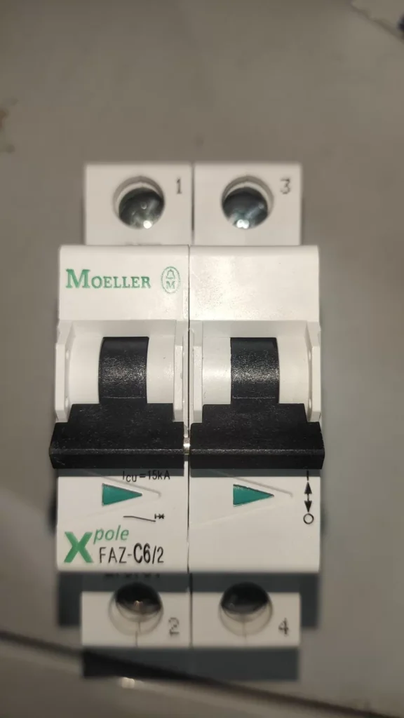 Moeller Circuit Breaker FAZ-C6/2 thumbnail