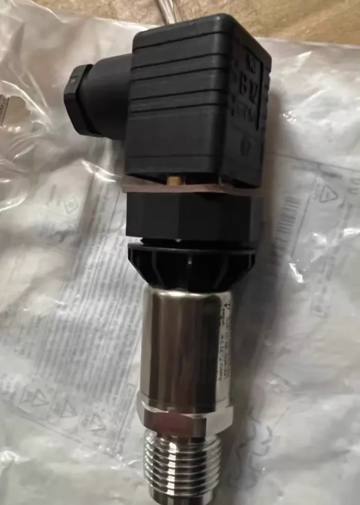 Alfa Laval Pressure Sensor 7MF1567-3C A00-6AA3 thumbnail