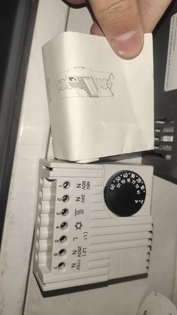 Rittal Temperature Controller SK3110000 thumbnail