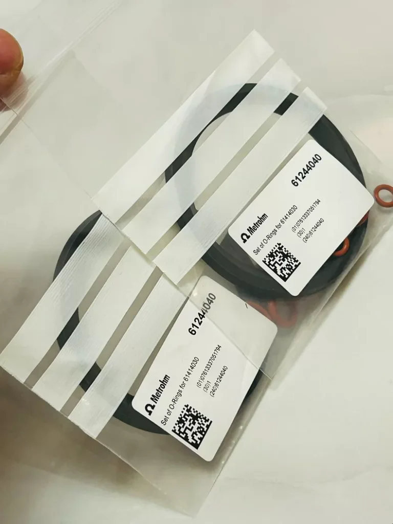 1033366412865