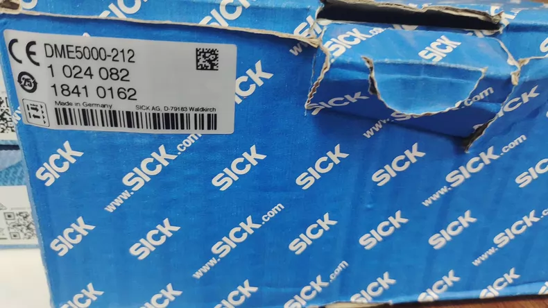 SICK Laser Distance Sensor DME5000-212
