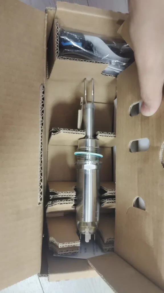 Endress+Hauser Level Switch FTL31-11V0 thumbnail