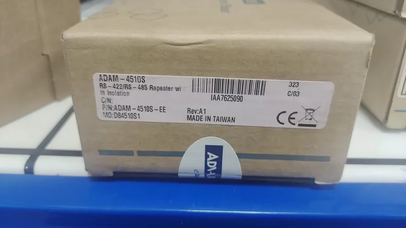 1034102703819