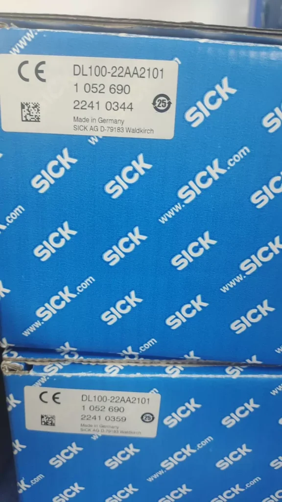 SICK Laser Distance Sensor DL100-22AA2101