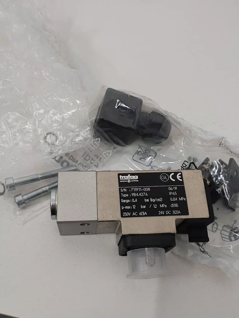 Trafag Pressure Sensor 9B4 thumbnail