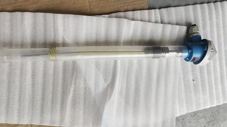Endress+Hauser Sensor TCB8-AA8C1X3GM2004-20mA thumbnail