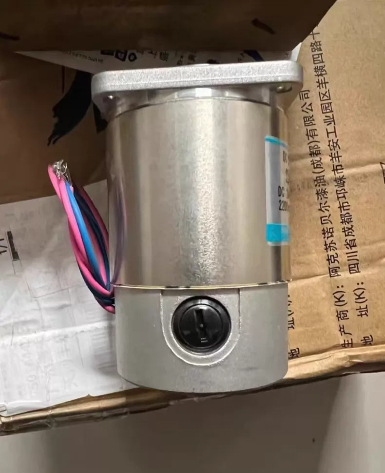 SAWAMURA DC Gear Motor 158908-6800 thumbnail