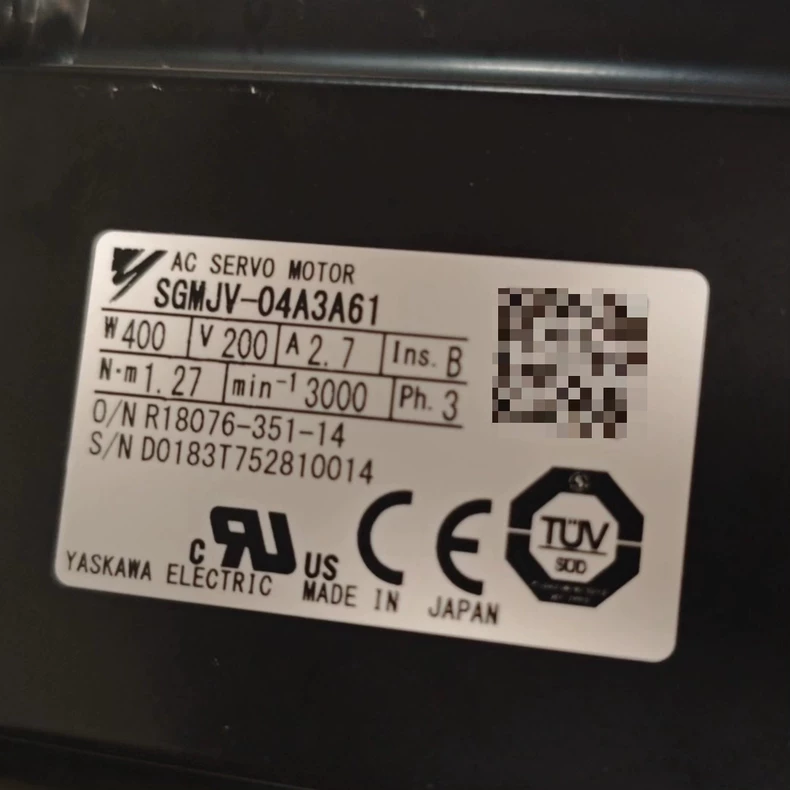 Yaskawa Servo Motor SGMJV-04A3A61 thumbnail