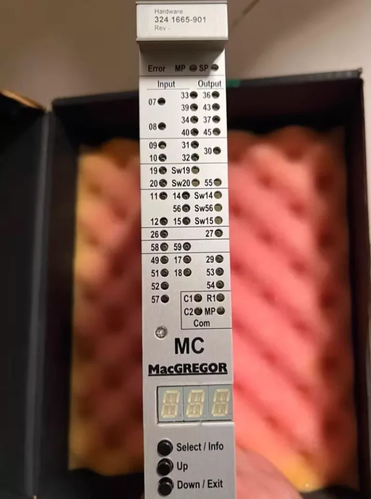 MacGregor Control Board 324 1665-901 thumbnail