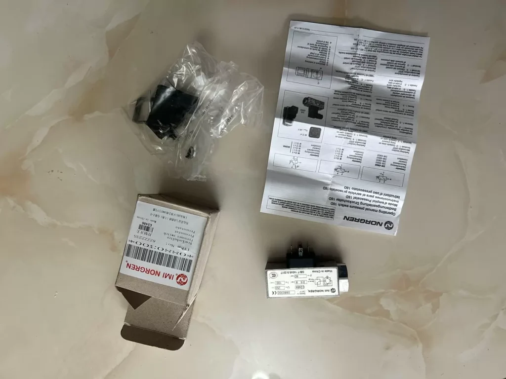 IMI Norgren Pressure Switch 0880300 thumbnail